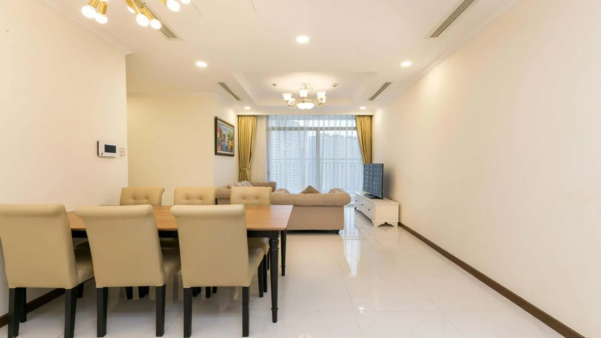 Vinhomes Central Park Riverside Ho Chi Minh City 0*,